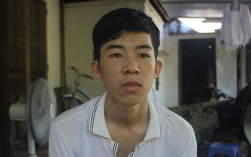 Thí sinh 29 điểm bị dừng nhập học vì án của bố cầu cứu Bộ Công an