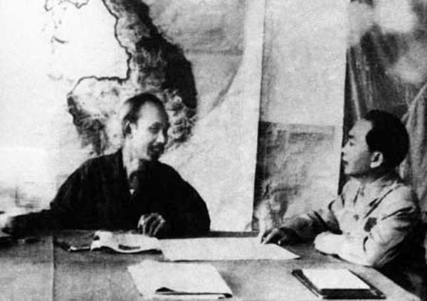 Hiện vật về ATK Thái Nguyên ở Bảo tàng Lịch sử Quân sự