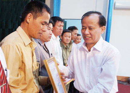 Gần 400 nguồn tin tố giác tội phạm