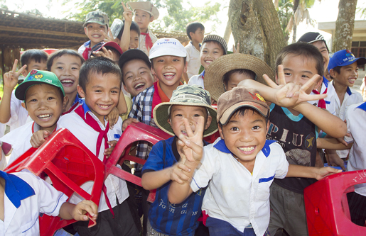 Bảo đảm cho trẻ được học tập, vui chơi và phát triển