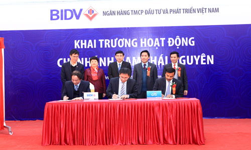 Khai trương BIDV Nam Thái Nguyên