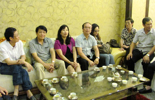 Làm việc với Đoàn nhạc sĩ của Trung ương Hội Nhạc sĩ Việt Nam