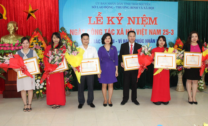 Kỷ niệm Ngày Công tác xã hội Việt Nam