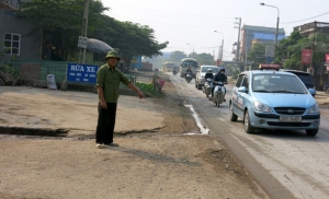 Nhiều nỗi đau ở xóm nhỏ