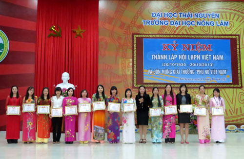 Đại học Nông lâm Thái Nguyên: Tổ chức đón nhận giải thưởng “Phụ nữ Việt Nam”