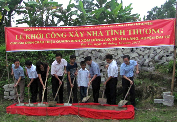Khởi công xây dựng Nhà tình thương