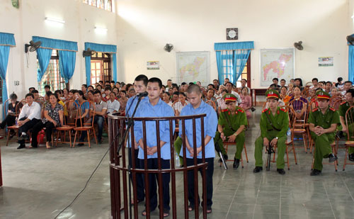 Xét xử lưu động 2 vụ án hình sự