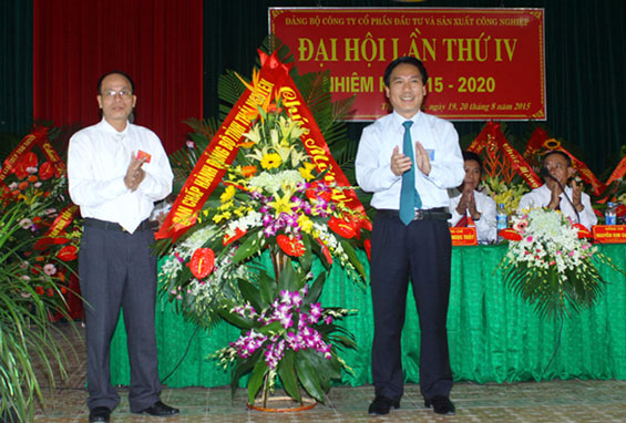 Xây dựng Đảng bộ trong sạch, vững mạnh; công ty ổn định, phát triển