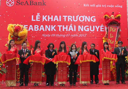 Khai trương chi nhánh ngân hàng SeABank Thái Nguyên