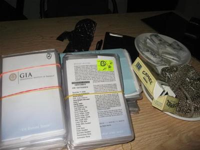 Phát hiện vụ chuyển lậu kim cương trị giá hơn 7 tỉ đồng