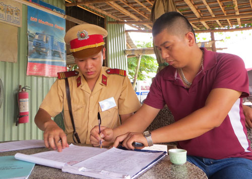 Thái Nguyên: Tăng cường kiểm tra xe chở khách