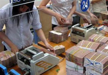 Lãi suất cho vay thấp nhất là 13,5%/năm