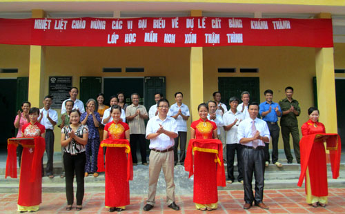 Khánh thành lớp học mầm non xóm Thậm Thình