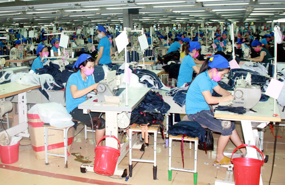 Xuất khẩu địa phương: Vẫn chủ yếu trông vào hàng may mặc