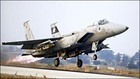 “Israel sắp tấn công Iran và Syria”