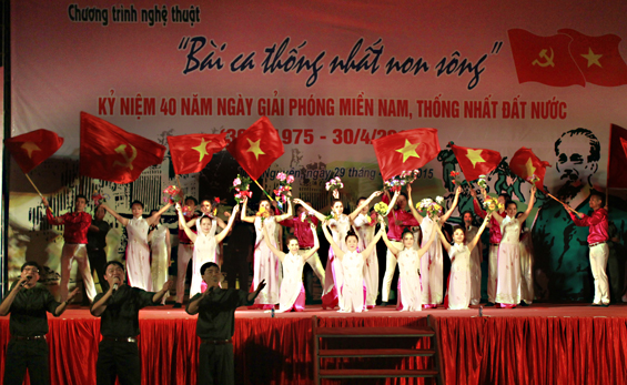 Thái Nguyên: Tổ chức Chương trình ca múa nhạc chào mừng kỷ niệm 40 năm ngày giải phóng miền Nam