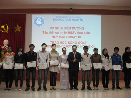 Biểu dương các tập thể, cá nhân tiêu biểu