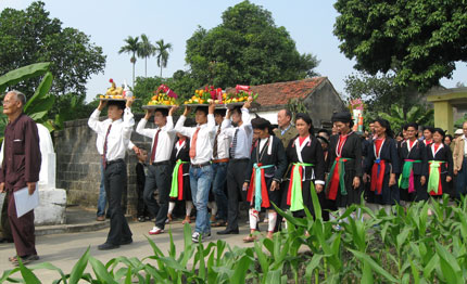 Răn dạy con, cháu về đức, hiếu, nghĩa