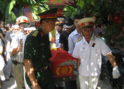 Đón nhận, truy điệu và an táng hài cốt liệt sỹ Nguyễn Hồng Bính
