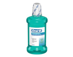 Việt Nam thu hồi nước súc miệng Oral B nhiễm vi sinh