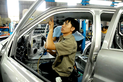 Kiểm tra, rà soát việc nhập khẩu linh kiện ô tô