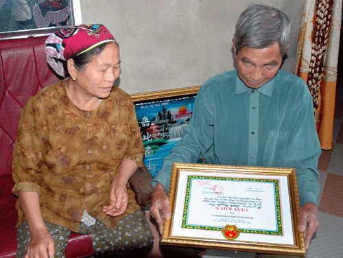 Giáo dục và rèn luyện đạo đức cho cán bộ, đảng viên theo tư tưởng của Bác Hồ