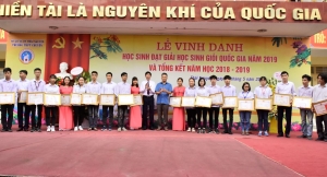 Vinh danh học sinh đạt giải kỳ thi học sinh giỏi Quốc gia