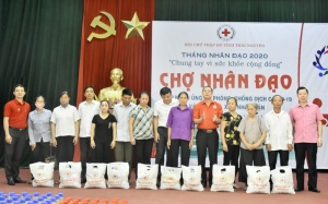 Những phiên chợ nghĩa tình