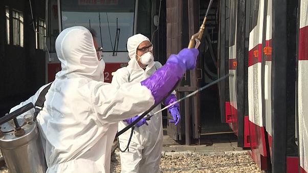 Triều Tiên lần đầu xác nhận cách ly khoảng 10.000 người do COVID-19