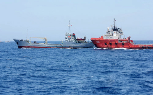 Tàu Trung Quốc đẩy ép tàu cá Việt Nam cách xa giàn khoan 35 - 40 hải lý