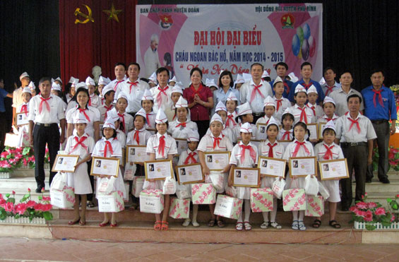 Quyên góp được hơn 92 triệu đồng ủng hộ quỹ “Vì bạn nghèo”