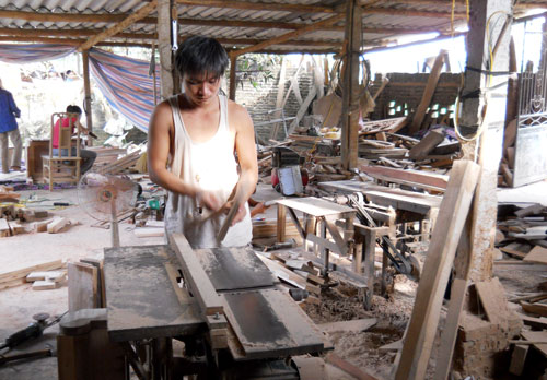 Sản xuất khó khăn, làng nghề “khát” vốn