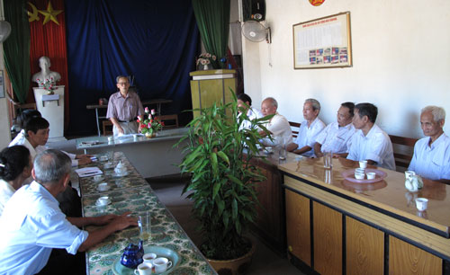 Để tổ chức cơ sở đảng thực sự là hạt nhân chính trị