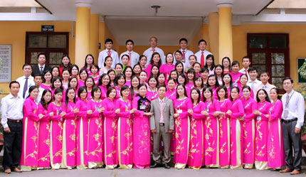 45 năm một mái trường