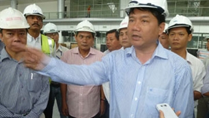 Thay tổng chỉ huy công trình ngay tại công trường