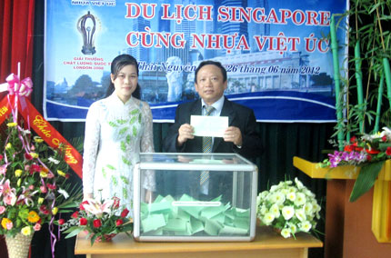 Sản phẩm nhựa Việt - Úc được cấp giấy chứng nhận theo tiêu chuẩn quốc tế