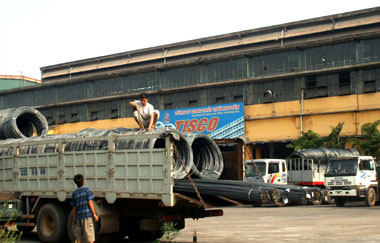 Thị trường thép sôi động trở lại