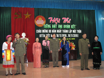 Hội thi “Tiếng hát Đại đoàn kết”