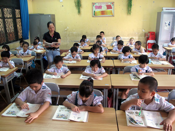 Linh hoạt trong việc thu tiền bảo hiểm y tế học sinh, sinh viên