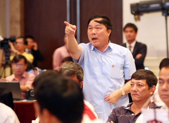 Bóng đá Việt 2012: Hỉ, nộ, ái, ố cùng "bầu"