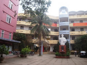 Thành lập Đại học Văn hóa, Thể thao-Du lịch đầu tiên