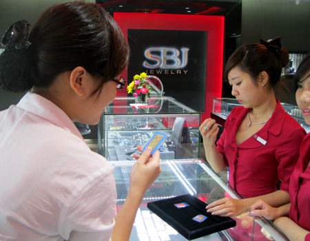 Giá vàng ổn định cuối tuần