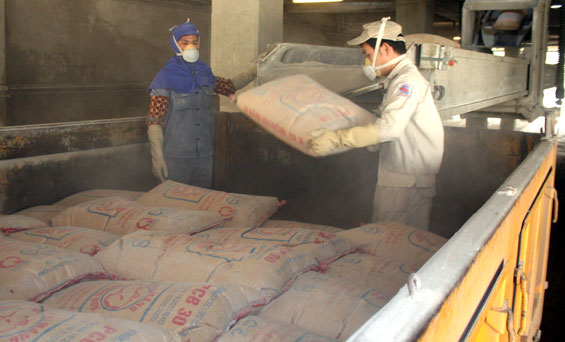 Khó giải bài toán dư thừa