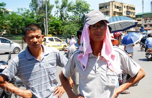 Hà Nội tiếp tục nắng nóng gay gắt 40 độ C