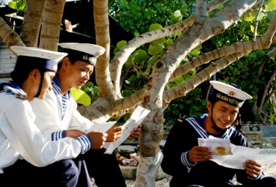 Những cánh thư vượt sóng