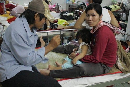 Hà Nội: Bệnh tay, chân, miệng và viêm màng não tăng