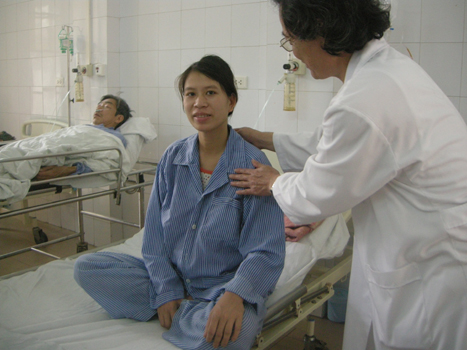 Để xã hội hóa y tế không còn là gánh nặng của người bệnh