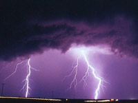 Nghiên cứu thành công thiết bị cảnh báo sét trước 30-60 phút