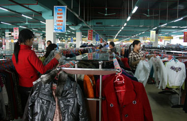 Siêu thị DOS MART: Chuẩn bị lượng hàng trên 30 tỷ đồng phục vụ nhân dân trong dịp Tết