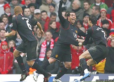 MU thắng ngay tại ''chảo lửa'' Anfield